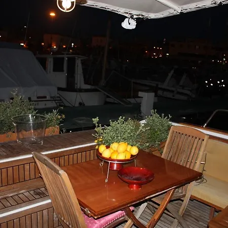 Bateau-hôtel Boat&breakfast E Crociere Asinara *